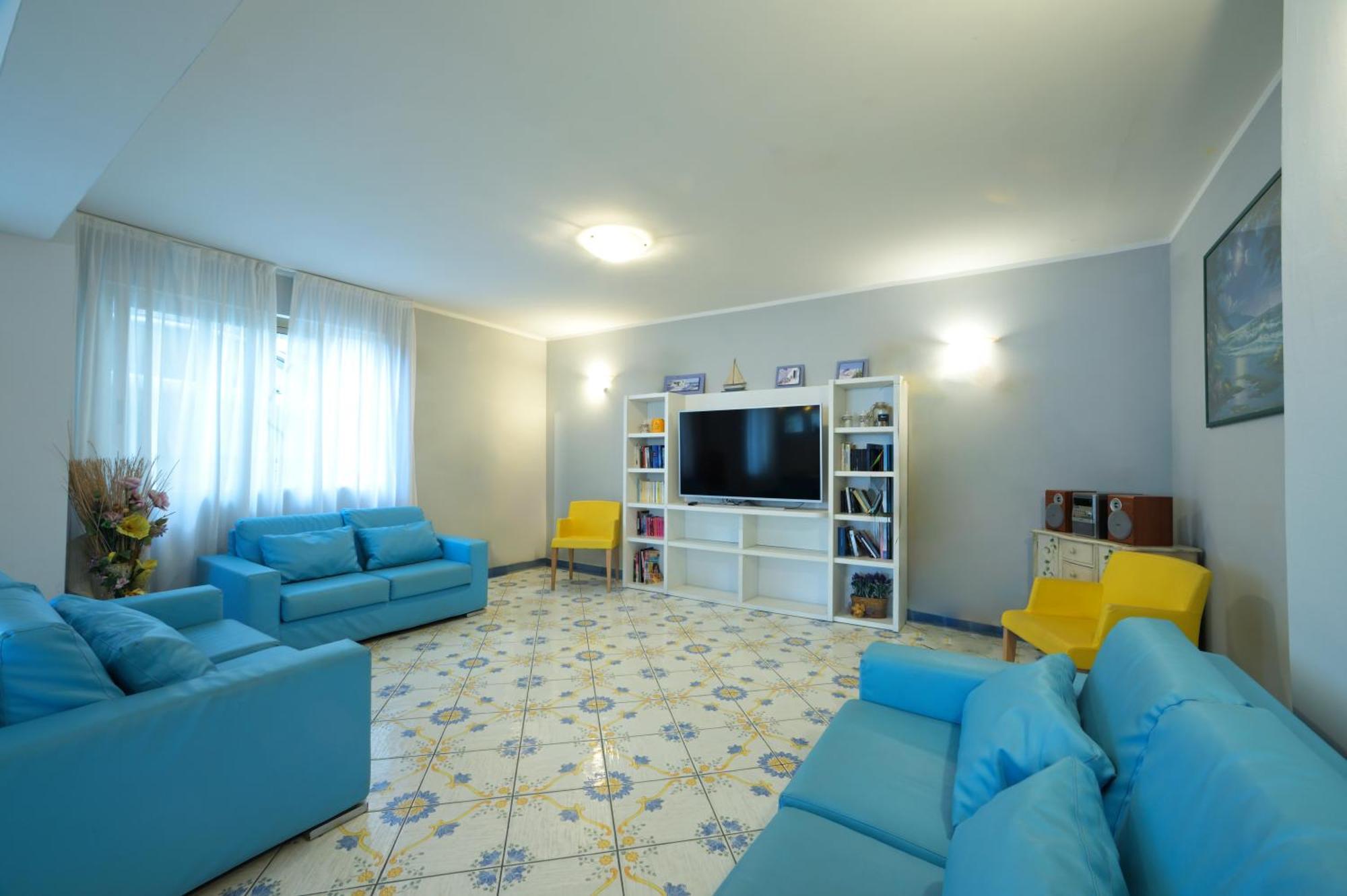 Hotel Delfino ไลเกวญา ภายนอก รูปภาพ