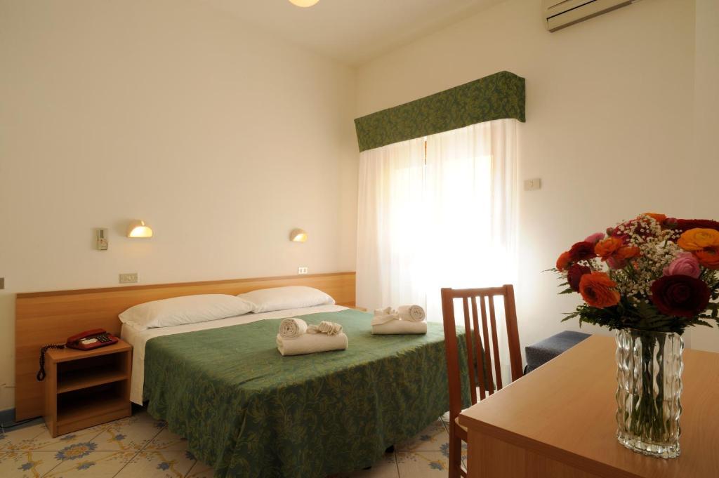 Hotel Delfino ไลเกวญา ห้อง รูปภาพ