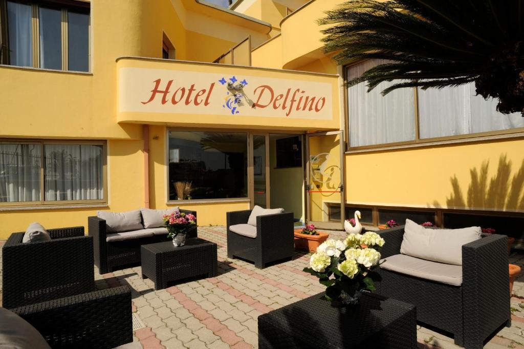 Hotel Delfino ไลเกวญา ภายนอก รูปภาพ